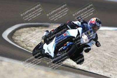 media/Sep-21-2025-TrackDaz (Sun) [[277c75b276]]/C Group/1240pm (Turn 2)/